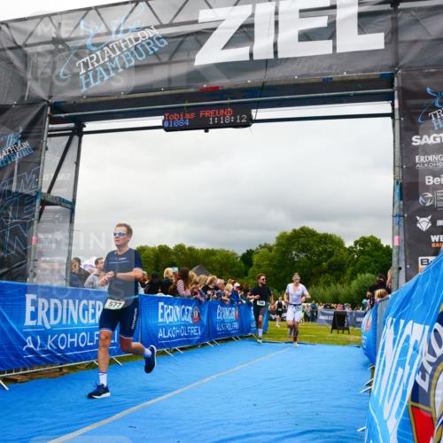 30.08.2026 - Elbe Triathlon Hamburg LAZAROV Photography http://msf.ph/oto/10080964 30.08.2026 11:18:24 Ziel 520, 548, 577, 1052 meine-sportfotos.de