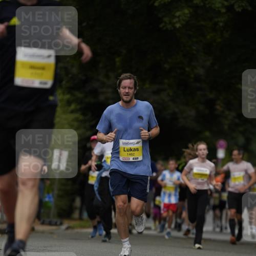 30.08.2026 - Blankeneser Heldenlauf Patografie http://msf.ph/oto/10080997 30.08.2026 09:45:01 Ziel 1125, 1462, 1648, 1686, 1717, 3545 meine-sportfotos.de
