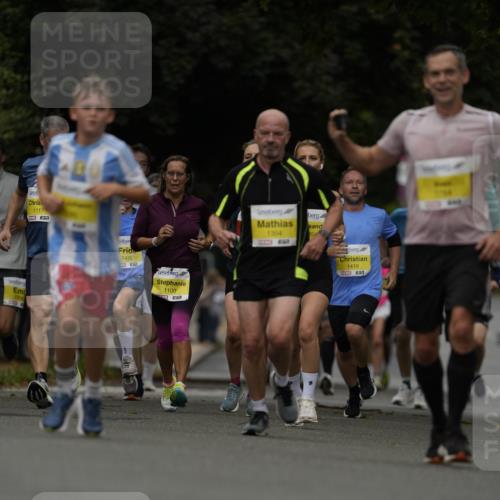 30.08.2026 - Blankeneser Heldenlauf Patografie http://msf.ph/oto/10081019 30.08.2026 09:45:08 Ziel 1152, 1379, 1462, 1648, 1686, 1717, 3625 meine-sportfotos.de