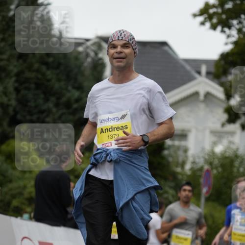 30.08.2026 - Blankeneser Heldenlauf Patografie http://msf.ph/oto/10081037 30.08.2026 09:45:14 Ziel 1056, 1152, 1185, 1199, 1204, 1354, 1379, 1419, 1420, 1455, 1710, 1754, 3625 meine-sportfotos.de