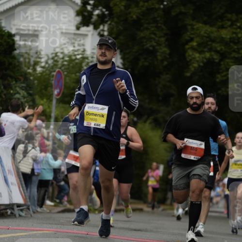 30.08.2026 - Blankeneser Heldenlauf Patografie http://msf.ph/oto/10081070 30.08.2026 09:45:25 Ziel 1100, 1117, 1204, 1419, 1420, 1505, 1506, 1600, 1608, 1764, 3526, 3647, 3648, 3733 meine-sportfotos.de