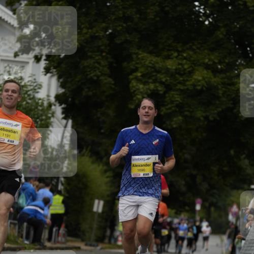 30.08.2026 - Blankeneser Heldenlauf Patografie http://msf.ph/oto/10081126 30.08.2026 09:45:45 Ziel 1176, 1191, 1346, 1596, 1690 meine-sportfotos.de