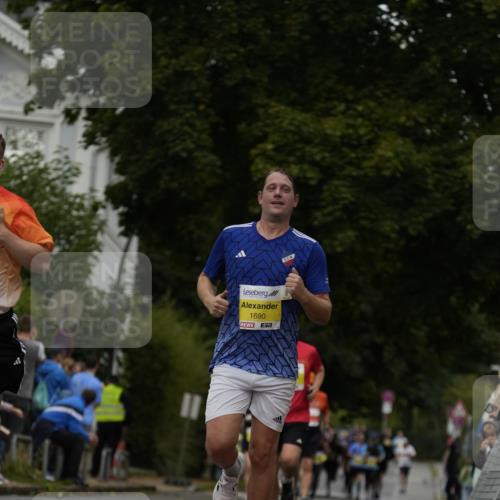 30.08.2026 - Blankeneser Heldenlauf Patografie http://msf.ph/oto/10081128 30.08.2026 09:45:45 Ziel 1176, 1191, 1346, 1596, 1690 meine-sportfotos.de