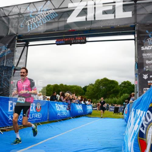 30.08.2026 - Elbe Triathlon Hamburg LAZAROV Photography http://msf.ph/oto/10081169 30.08.2026 11:20:01 Ziel 572, 725, 1071 meine-sportfotos.de
