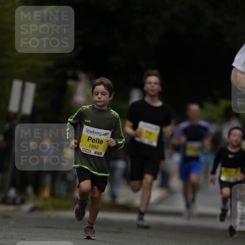 30.08.2026 - Blankeneser Heldenlauf Patografie http://msf.ph/oto/10081183 30.08.2026 09:46:23 Ziel 1261, 1277 meine-sportfotos.de