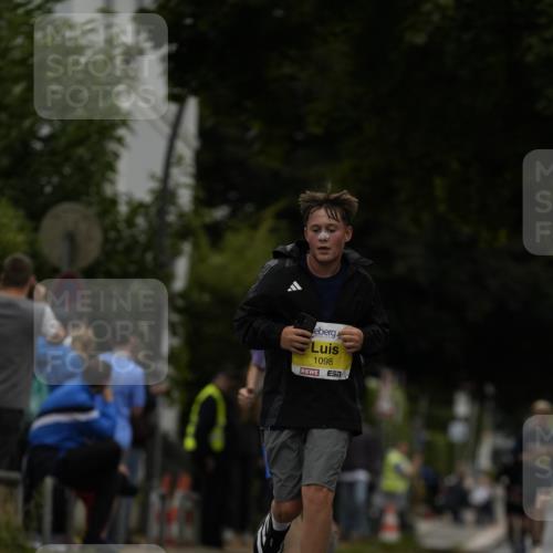 30.08.2026 - Blankeneser Heldenlauf Patografie http://msf.ph/oto/10081209 30.08.2026 09:46:40 Ziel 1098, 1385, 1519, 1572, 1799 meine-sportfotos.de