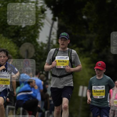 30.08.2026 - Blankeneser Heldenlauf Patografie http://msf.ph/oto/10081285 30.08.2026 09:47:15 Ziel 1175, 1252, 1276, 1302, 1459, 1460, 1579, 1607, 3546 meine-sportfotos.de
