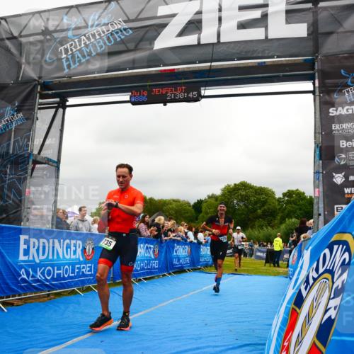 30.08.2026 - Elbe Triathlon Hamburg LAZAROV Photography http://msf.ph/oto/10081299 30.08.2026 11:21:03 Ziel 735, 1100, 1212, 1225 meine-sportfotos.de