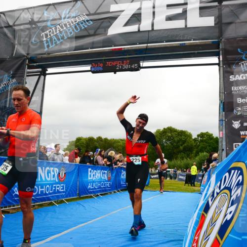 30.08.2026 - Elbe Triathlon Hamburg LAZAROV Photography http://msf.ph/oto/10081309 30.08.2026 11:21:04 Ziel 735, 1100, 1212, 1225, 1276 meine-sportfotos.de
