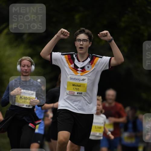 30.08.2026 - Blankeneser Heldenlauf Patografie http://msf.ph/oto/10081346 30.08.2026 09:47:48 Ziel 1763, 1765, 3663, 3664 meine-sportfotos.de
