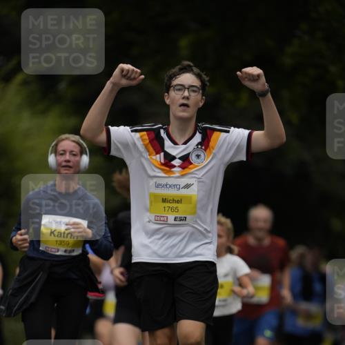 30.08.2026 - Blankeneser Heldenlauf Patografie http://msf.ph/oto/10081348 30.08.2026 09:47:48 Ziel 1763, 1765, 3663, 3664 meine-sportfotos.de