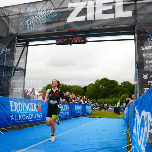 30.08.2026 - Elbe Triathlon Hamburg LAZAROV Photography http://msf.ph/oto/10081369 30.08.2026 11:21:25 Ziel 834 meine-sportfotos.de