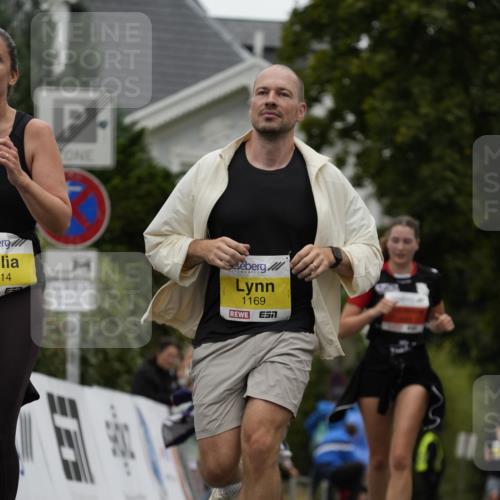 30.08.2026 - Blankeneser Heldenlauf Patografie http://msf.ph/oto/10081429 30.08.2026 09:48:22 Ziel 1019, 1114, 1169, 1440, 1558, 1559, 1569, 1570, 3568, 3569 meine-sportfotos.de