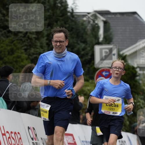 30.08.2026 - Blankeneser Heldenlauf Patografie http://msf.ph/oto/10081485 30.08.2026 09:48:45 Ziel 1046, 1229, 1232, 1233, 1280, 1328, 1372, 1555, 1720, 1726, 1788 meine-sportfotos.de