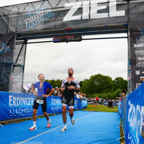 30.08.2026 - Elbe Triathlon Hamburg LAZAROV Photography http://msf.ph/oto/10081507 30.08.2026 11:22:32 Ziel 1009, 1069, 1102 meine-sportfotos.de