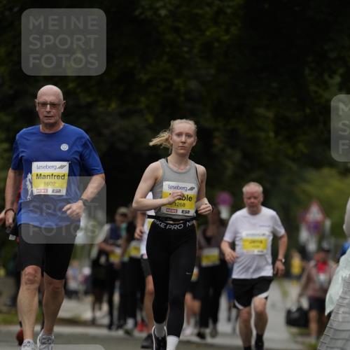 30.08.2026 - Blankeneser Heldenlauf Patografie http://msf.ph/oto/10081576 30.08.2026 09:49:25 Ziel 1268, 1269, 1270, 1602 meine-sportfotos.de
