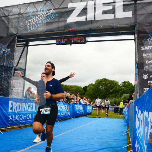30.08.2026 - Elbe Triathlon Hamburg LAZAROV Photography http://msf.ph/oto/10081590 30.08.2026 11:23:29 Ziel 403, 404, 693, 998, 1023, 1109 meine-sportfotos.de