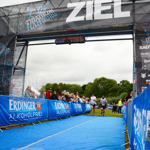 30.08.2026 - Elbe Triathlon Hamburg LAZAROV Photography http://msf.ph/oto/10081597 30.08.2026 11:23:29 Ziel 403, 404, 693, 998, 1023, 1109 meine-sportfotos.de