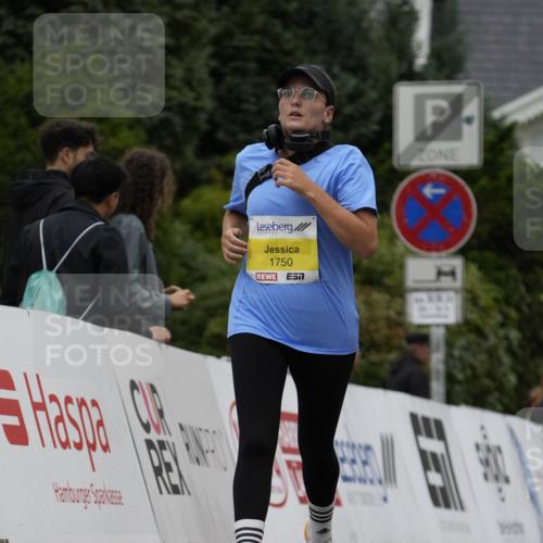 30.08.2026 - Blankeneser Heldenlauf Patografie http://msf.ph/oto/10081640 30.08.2026 09:50:19 Ziel 1040, 1132, 1386, 1429, 1450, 1476, 1750 meine-sportfotos.de