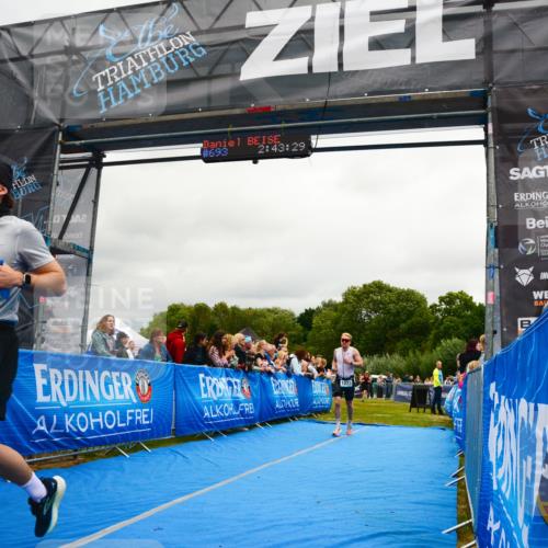 30.08.2026 - Elbe Triathlon Hamburg LAZAROV Photography http://msf.ph/oto/10081645 30.08.2026 11:23:33 Ziel 403, 404, 1023, 1232 meine-sportfotos.de