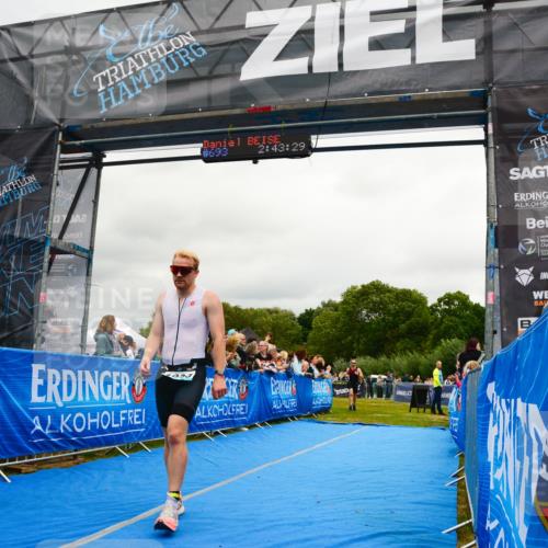 30.08.2026 - Elbe Triathlon Hamburg LAZAROV Photography http://msf.ph/oto/10081656 30.08.2026 11:23:35 Ziel 403, 404, 1023, 1232 meine-sportfotos.de