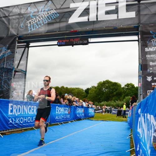 30.08.2026 - Elbe Triathlon Hamburg LAZAROV Photography http://msf.ph/oto/10081663 30.08.2026 11:23:39 Ziel 1015, 1232 meine-sportfotos.de