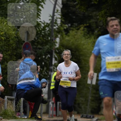 30.08.2026 - Blankeneser Heldenlauf Patografie http://msf.ph/oto/10081686 30.08.2026 09:50:41 Ziel 1416, 1427, 1428, 1458 meine-sportfotos.de