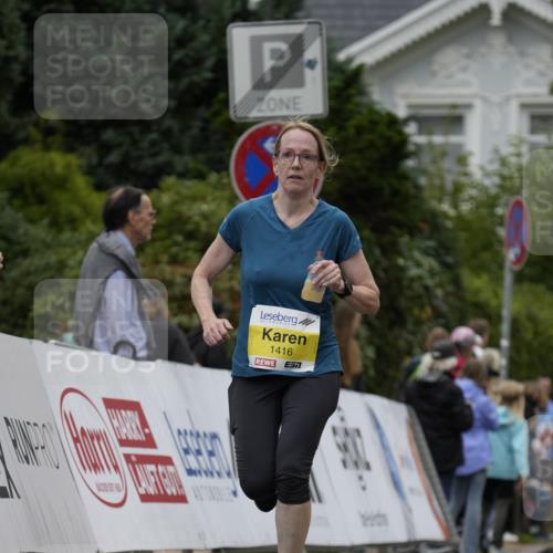 30.08.2026 - Blankeneser Heldenlauf Patografie http://msf.ph/oto/10081688 30.08.2026 09:50:42 Ziel 1416, 1427, 1428, 1458 meine-sportfotos.de