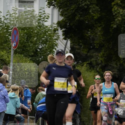 30.08.2026 - Blankeneser Heldenlauf Patografie http://msf.ph/oto/10081700 30.08.2026 09:50:51 Ziel 1088, 1458, 1469, 1583, 1779 meine-sportfotos.de