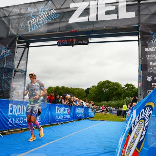30.08.2026 - Elbe Triathlon Hamburg LAZAROV Photography http://msf.ph/oto/10081770 30.08.2026 11:24:09 Ziel 734, 883, 1314 meine-sportfotos.de