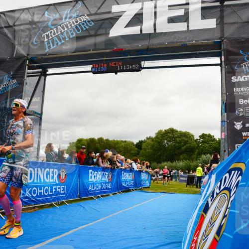 30.08.2026 - Elbe Triathlon Hamburg LAZAROV Photography http://msf.ph/oto/10081775 30.08.2026 11:24:10 Ziel 734, 883, 1314 meine-sportfotos.de