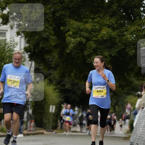 30.08.2026 - Blankeneser Heldenlauf Patografie http://msf.ph/oto/10081791 30.08.2026 09:51:36 Ziel 1020, 1193, 1711, 1747 meine-sportfotos.de
