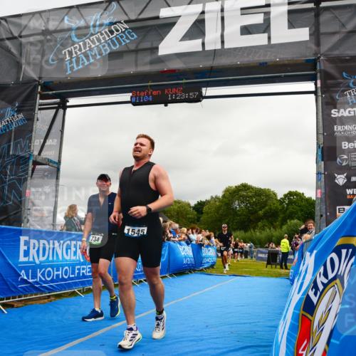30.08.2026 - Elbe Triathlon Hamburg LAZAROV Photography http://msf.ph/oto/10081798 30.08.2026 11:24:19 Ziel 608, 674, 734, 883, 1022, 1073 meine-sportfotos.de