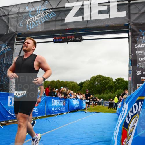 30.08.2026 - Elbe Triathlon Hamburg LAZAROV Photography http://msf.ph/oto/10081803 30.08.2026 11:24:19 Ziel 608, 674, 734, 883, 1022, 1073 meine-sportfotos.de
