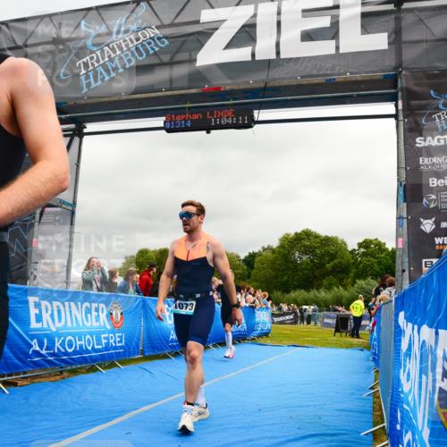 30.08.2026 - Elbe Triathlon Hamburg LAZAROV Photography http://msf.ph/oto/10081855 30.08.2026 11:24:28 Ziel 674, 898, 1022, 1073 meine-sportfotos.de