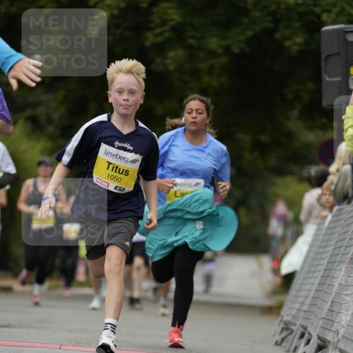 30.08.2026 - Blankeneser Heldenlauf Patografie http://msf.ph/oto/10081856 30.08.2026 09:52:11 Ziel 1049, 1050, 1059, 1348, 1496, 1502, 1514, 1580, 1688, 1783, 1789 meine-sportfotos.de