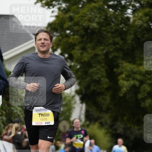 30.08.2026 - Blankeneser Heldenlauf Patografie http://msf.ph/oto/10081892 30.08.2026 09:52:32 Ziel 1194, 1311, 1573, 1670, 1671, 1742, 1753, 1803 meine-sportfotos.de