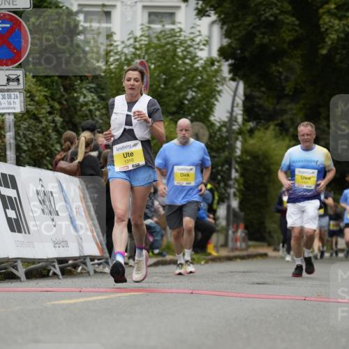 30.08.2026 - Blankeneser Heldenlauf Patografie http://msf.ph/oto/10081901 30.08.2026 09:52:37 Ziel 1183, 1194, 1310, 1311, 1333, 1573, 1742, 1803 meine-sportfotos.de