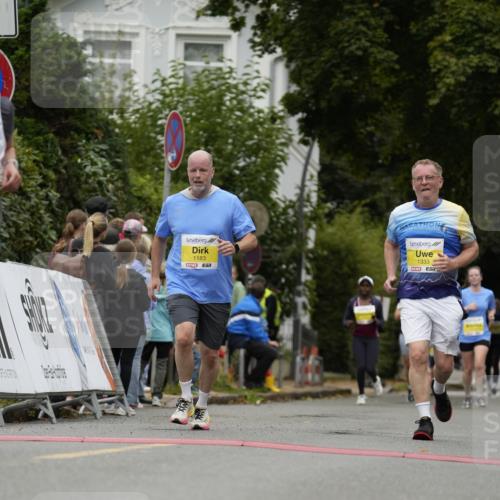 30.08.2026 - Blankeneser Heldenlauf Patografie http://msf.ph/oto/10081907 30.08.2026 09:52:39 Ziel 1183, 1310, 1311, 1333, 1742 meine-sportfotos.de