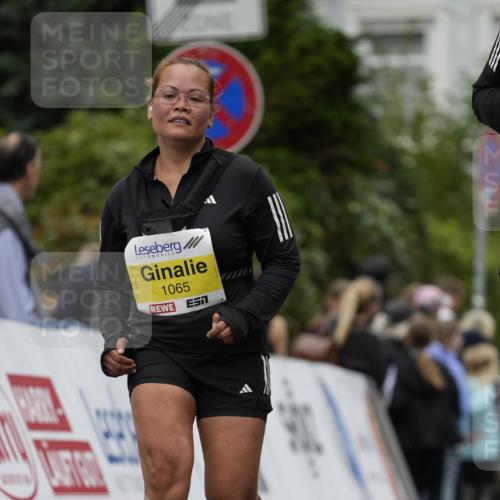 30.08.2026 - Blankeneser Heldenlauf Patografie http://msf.ph/oto/10081939 30.08.2026 09:53:07 Ziel 1065, 1443, 1748, 1749 meine-sportfotos.de