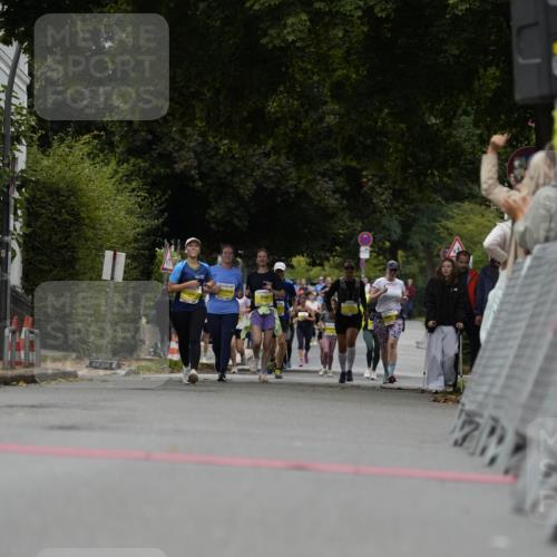 30.08.2026 - Blankeneser Heldenlauf Patografie http://msf.ph/oto/10081961 30.08.2026 09:53:25 Ziel 1148, 1627 meine-sportfotos.de