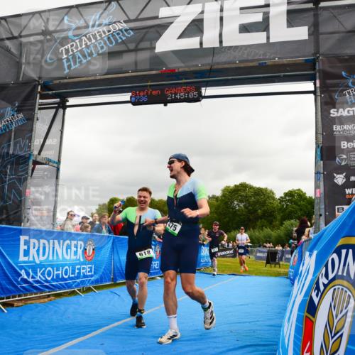 30.08.2026 - Elbe Triathlon Hamburg LAZAROV Photography http://msf.ph/oto/10081970 30.08.2026 11:25:22 Ziel 475, 618, 721, 1007 meine-sportfotos.de