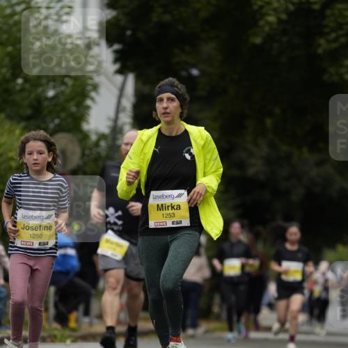 30.08.2026 - Blankeneser Heldenlauf Patografie http://msf.ph/oto/10081997 30.08.2026 09:53:48 Ziel 1250, 1253, 1332, 1616, 1732, 1778 meine-sportfotos.de
