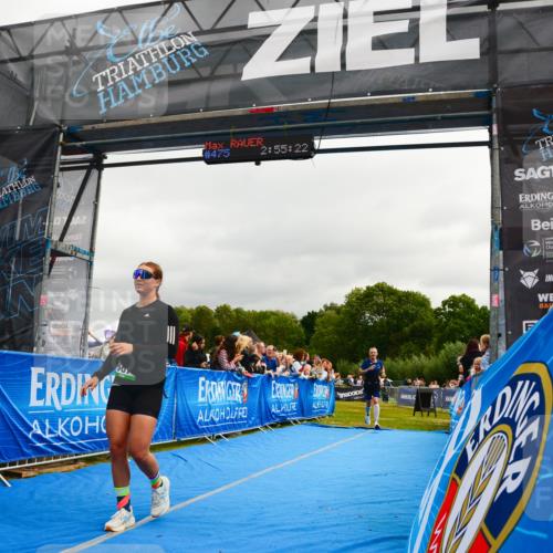 30.08.2026 - Elbe Triathlon Hamburg LAZAROV Photography http://msf.ph/oto/10082000 30.08.2026 11:25:38 Ziel 887, 1144, 1290, 1896 meine-sportfotos.de
