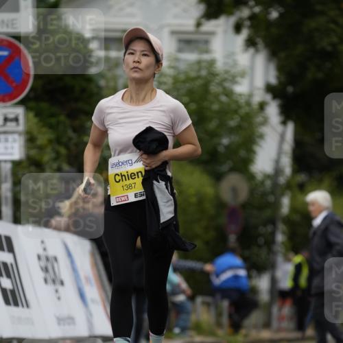 30.08.2026 - Blankeneser Heldenlauf Patografie http://msf.ph/oto/10082030 30.08.2026 09:54:16 Ziel 1387 meine-sportfotos.de