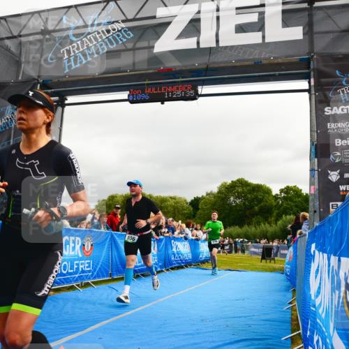 30.08.2026 - Elbe Triathlon Hamburg LAZAROV Photography http://msf.ph/oto/10082061 30.08.2026 11:25:50 Ziel 556, 576, 948 meine-sportfotos.de