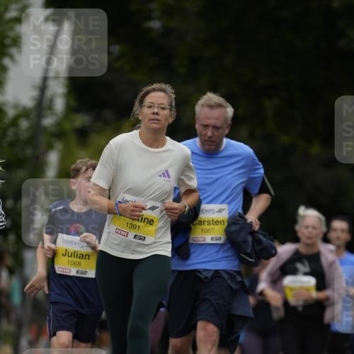 30.08.2026 - Blankeneser Heldenlauf Patografie http://msf.ph/oto/10082077 30.08.2026 09:54:48 Ziel 1067, 1068, 1069, 1240, 1364, 1391 meine-sportfotos.de