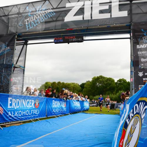 30.08.2026 - Elbe Triathlon Hamburg LAZAROV Photography http://msf.ph/oto/10082097 30.08.2026 11:26:01 Ziel 602, 1176, 1219 meine-sportfotos.de