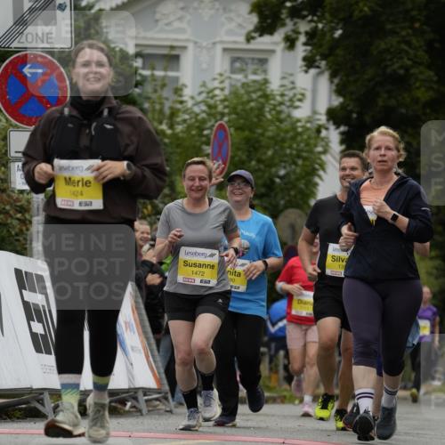 30.08.2026 - Blankeneser Heldenlauf Patografie http://msf.ph/oto/10082099 30.08.2026 09:55:02 Ziel 1111, 1135, 1157, 1222, 1290, 1352, 1424, 1446, 1472, 1712 meine-sportfotos.de
