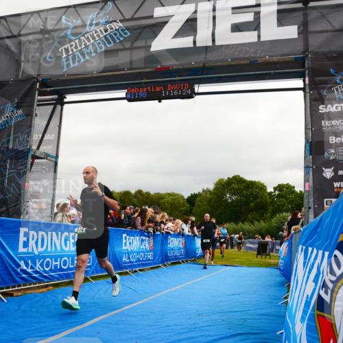 30.08.2026 - Elbe Triathlon Hamburg LAZAROV Photography http://msf.ph/oto/10082156 30.08.2026 11:26:33 Ziel 457, 514, 782, 1249 meine-sportfotos.de